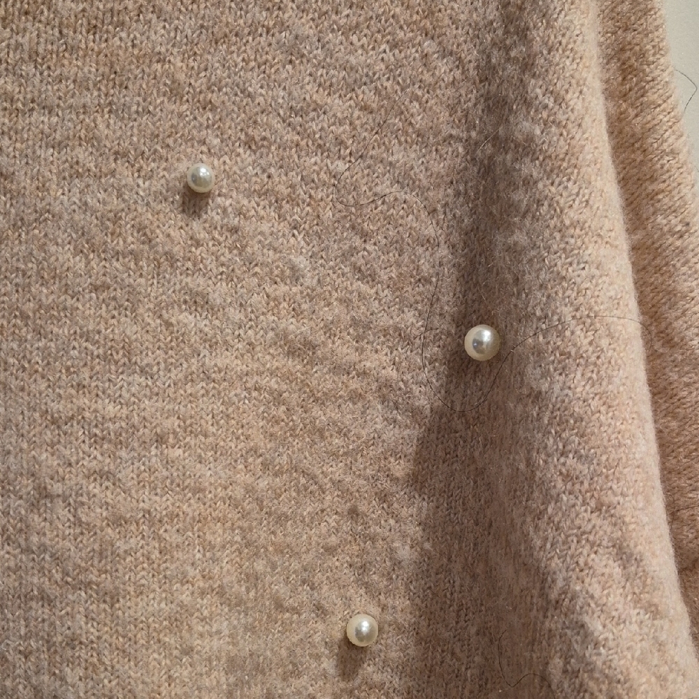 💙 Pearl-Embellished Light Pink Women's Sweater - Picture 4 of 5